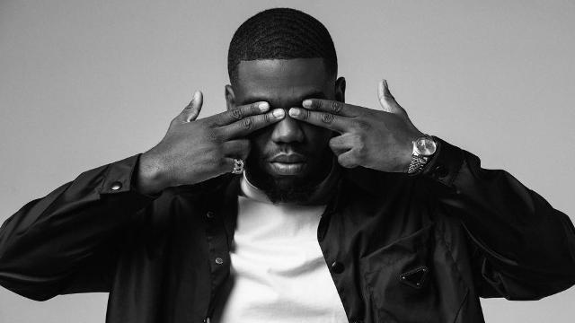 INTERVIEW:Dinos, boxeur de mots