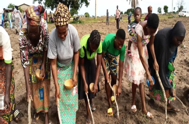 DEVELOPPEMENT DE LA FILIERE SOJA : LA CAMPAGNE NATIONALE DE PRODUCTION DU SOJA LANCEE A TCHAMBA