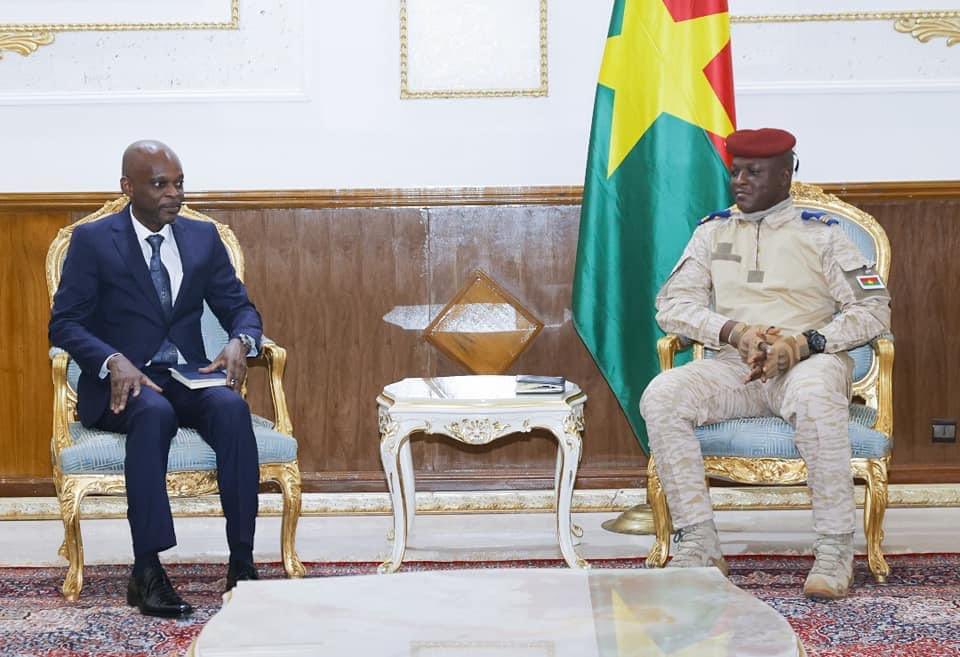 Une diplomatie agissante !