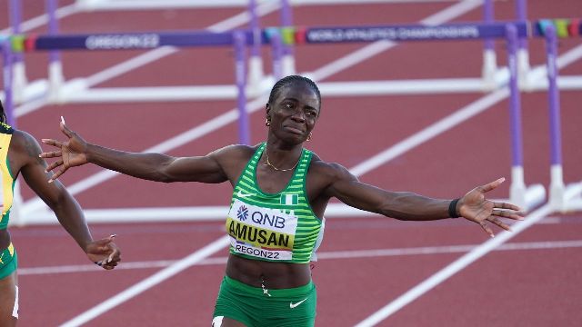 Athlétisme: la championne du monde Tobi Amusan suspendue provisoirement