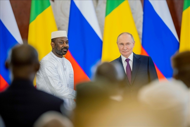 Coopération  Russie: Assimi Goita échange avec le président Vladimir Poutine