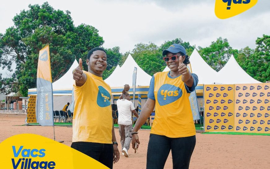 « Yas Village » fait escale à Lomé avec une formation sur le numérique