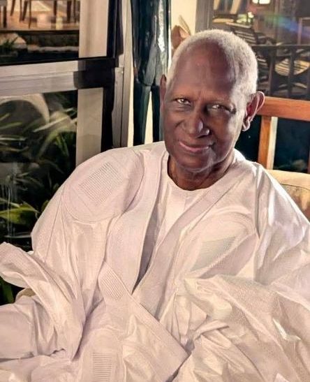 Abdou Diouf Ancien Président de la république du Sénégal fête ses 90 ans