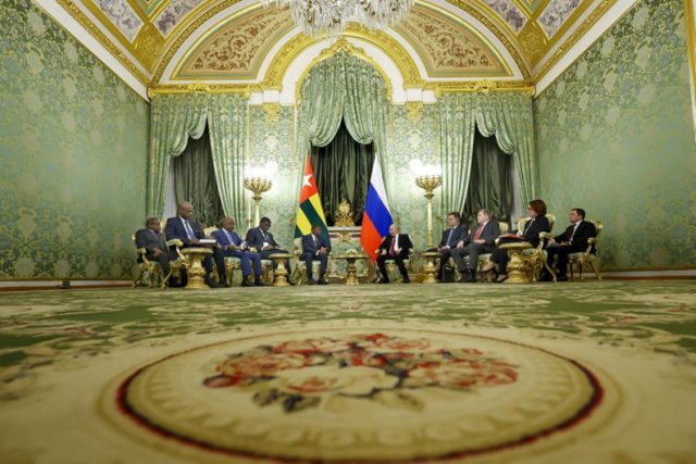Diplomatie : Faure Gnassingbé et Vladimir Poutine ont eu un tête-à-tête au kremlin