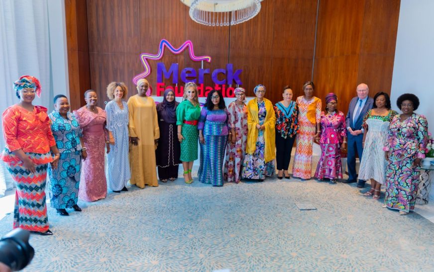 Dr. Rasha Kelej impulse un changement radical sur les soins en Prévention Cardiovasculaire, Cardiologie, Diabète et Endocrinologie en Afrique et au-delà, en autonomisant les médecins locaux grâce à 925 bourses de la Fondation Merck de 52 pays