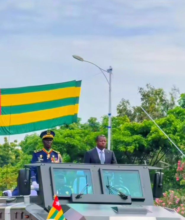 66è anniversaire de l’indépendance : Une parade militaire, paramilitaire et civile sous le regard de Faure Gnassingbé