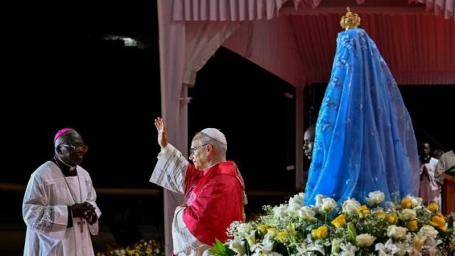 Au sanctuaire de Muxima, le Pape exhorte à faire triompher l’amour