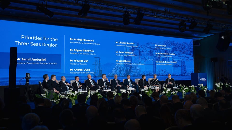 Visegrad, Trois Mers, Slavkov, etc. : à quels groupes régionaux appartient actuellement la Tchéquie ?