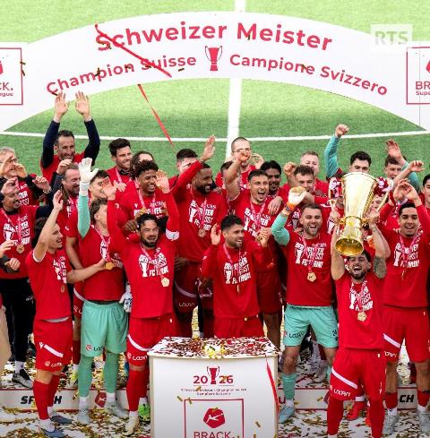 Grasshopper bat Aarau et sauve sa place en Super League