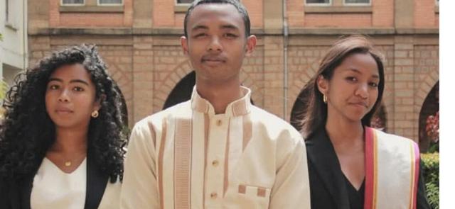 ART ORATOIRE – Les deux équipes malgaches engagées au Concours inter-universitaire de débat de La Haye 2026 en quarts de finale