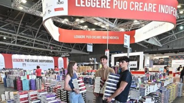 Léon XIV souhaite une littérature capable de défendre la dignité de chacun