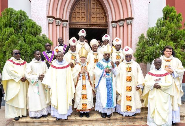 Religion : Mgr Isaac Jogues Gaglo investi sixième archevêque de Lomé