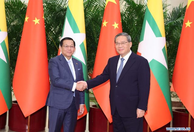 Le Premier ministre chinois rencontre le président du Myanmar