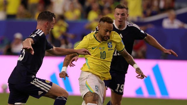 Le Brésil fête le retour de Neymar avec un succès 3-0 contre l&rsquo;Ecosse