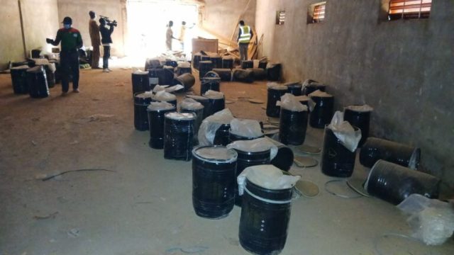 Houndé : la CNLF saisit explosifs, cyanure et produits de contrebande d’une valeur de plus de 97 millions FCFA