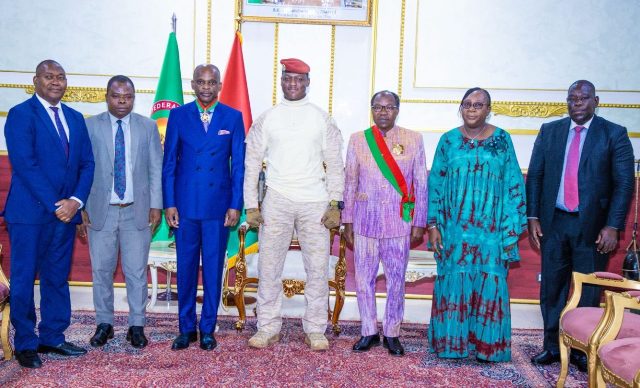 Burkina Faso : Dussey, Commandeur de l’Ordre des Étalons