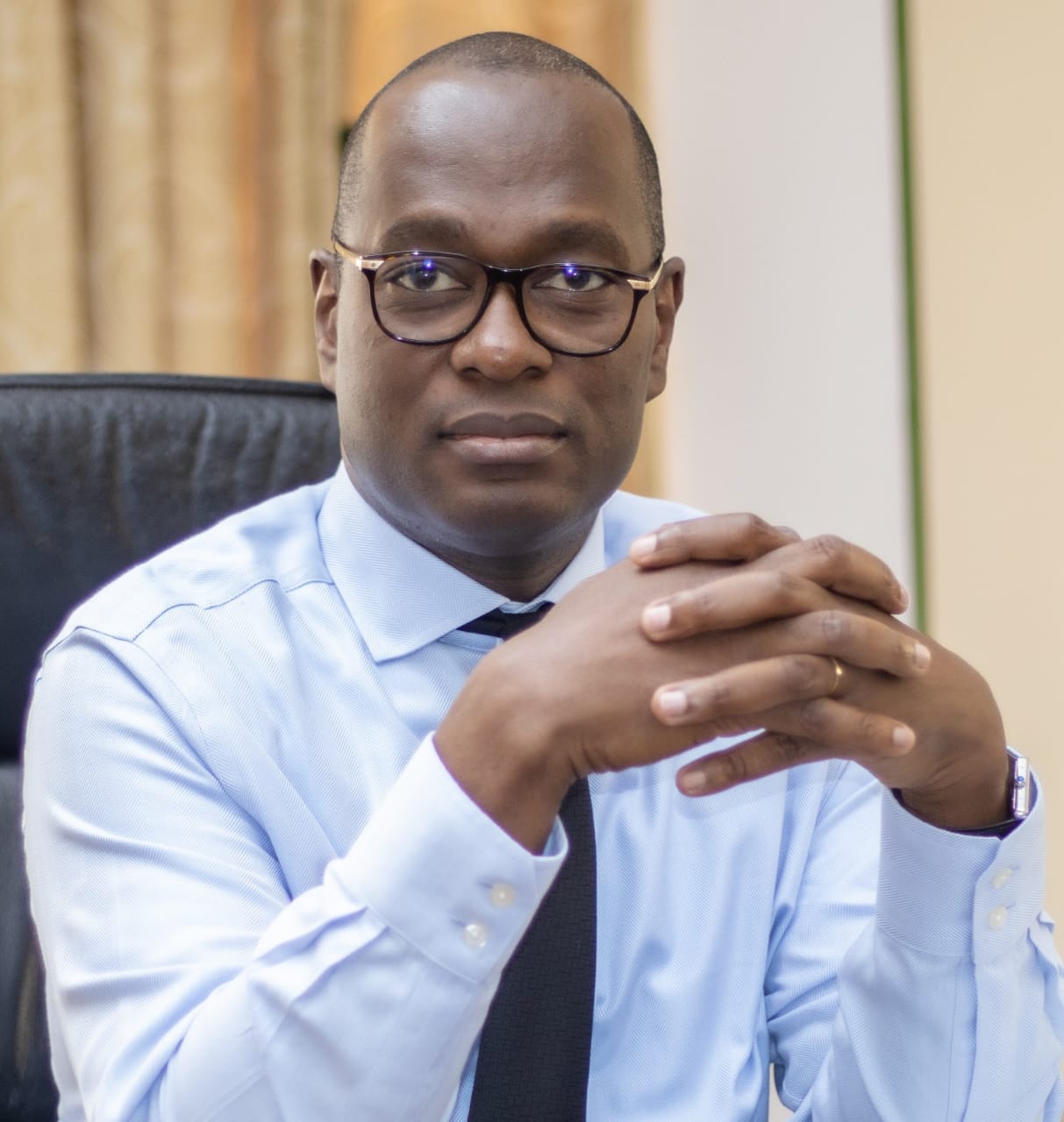 SUNU Bank Togo porte Yves NANAN au poste de Secrétariat général 