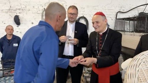 En mission en Ukraine, le cardinal Zuppi espère la fin de la guerre