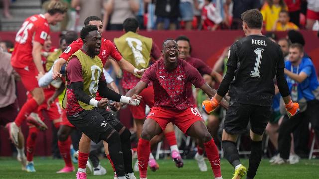 « Du sang-froid, du caractère et du talent », la presse suisse fête ses héros
