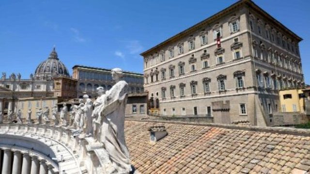 Églises orientales: le Pape accorde aux synodes le pouvoir de révoquer les patriarches