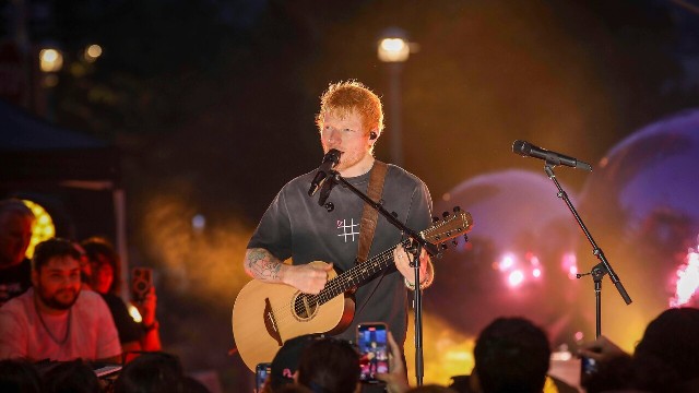 Des artistes quittent la tournée d&rsquo;Ed Sheeran pour protester contre l&rsquo;éviction du rappeur Macklemore