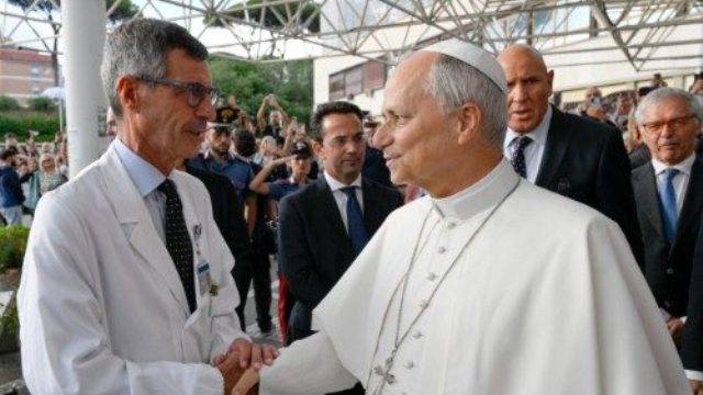 Le chirurgien du Pape: aucune raison médicale ne justifie l&rsquo;annulation de la visite en Amérique du Sud