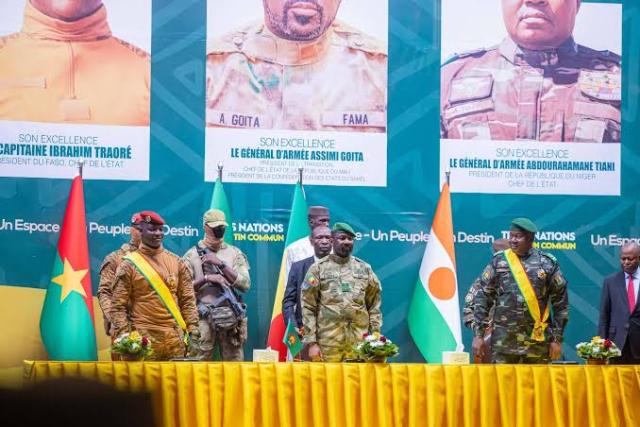 A Dakar, la Confédération AES veut poser les bases de nouveaux rapports avec la CEDEAO, dans le respect de leur choix confédéral
